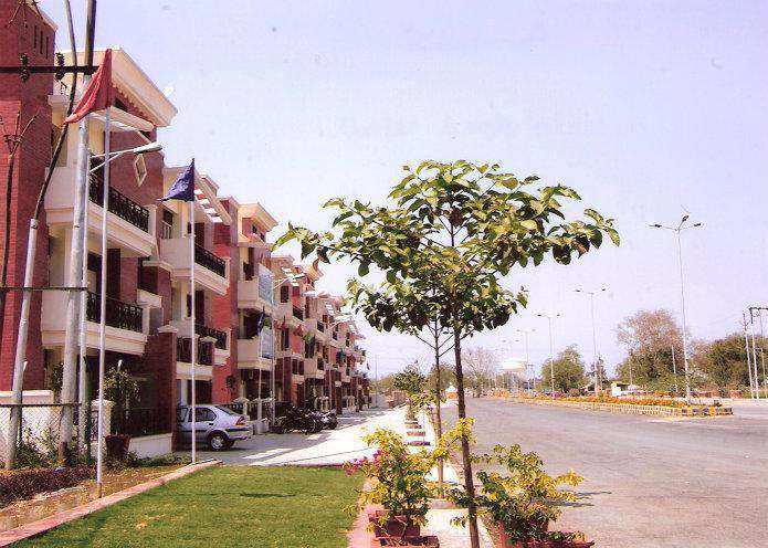 2 BHK Builder Floor 950 Sq.ft. for Rent in Fatehabad Road, Agra