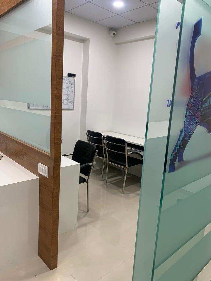  1500 Sq.ft. Office Space for Rent in Palasia Square, Indore