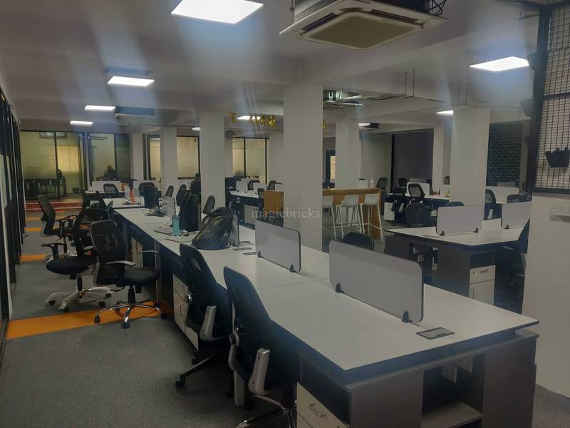  1680 Sq.ft. Office Space for Rent in Race Course Road, Indore