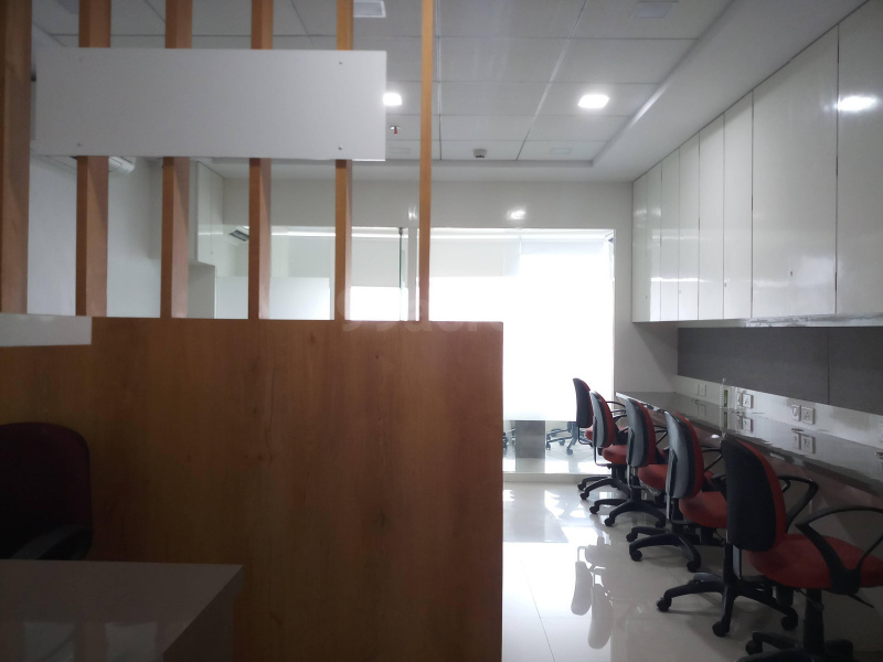  Office Space 975 Sq.ft. for Rent in Lig Colony, Indore