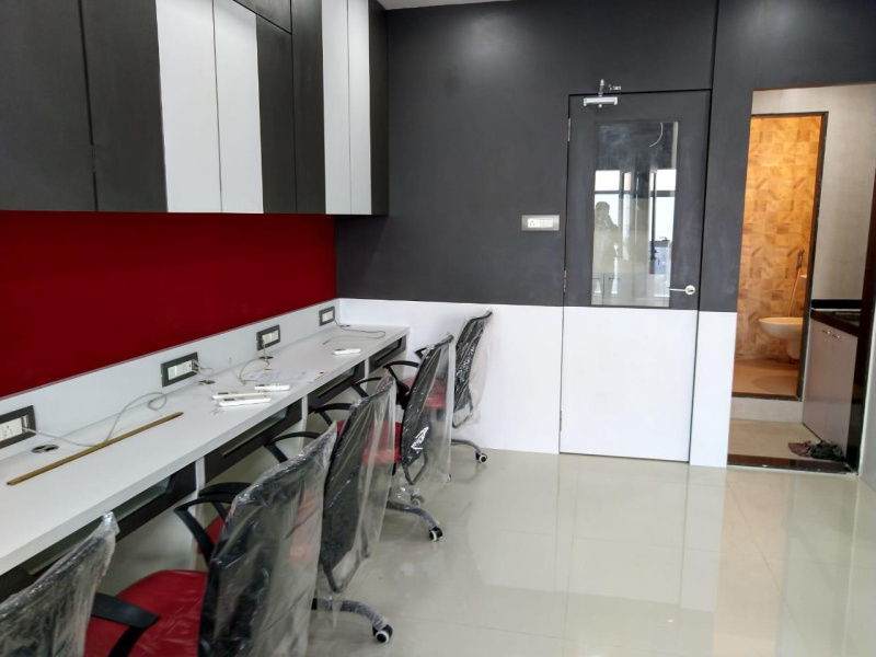  Office Space 1100 Sq.ft. for Rent in M G Road, Indore