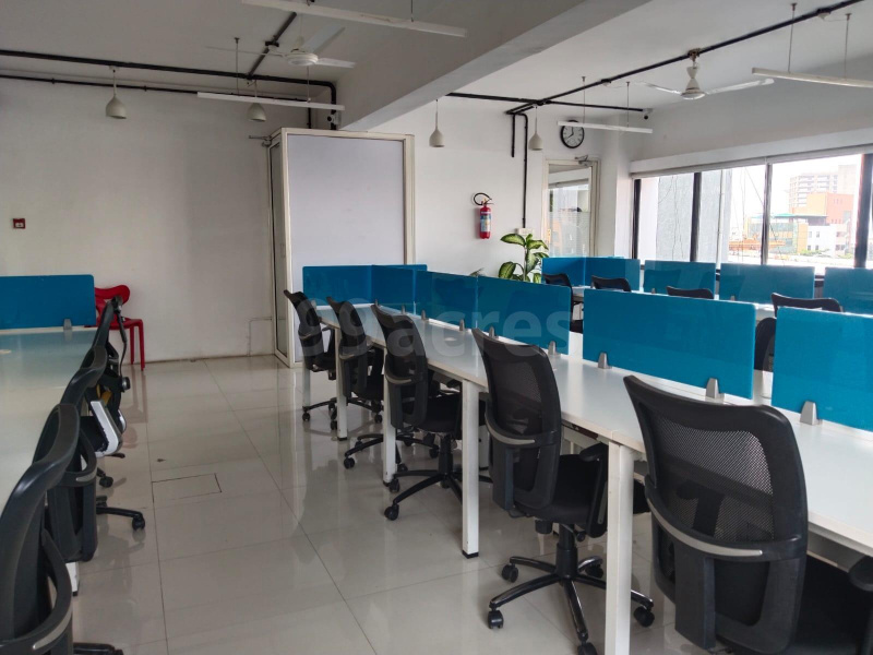  Office Space 1400 Sq.ft. for Rent in A B Road, A B Road, Indore