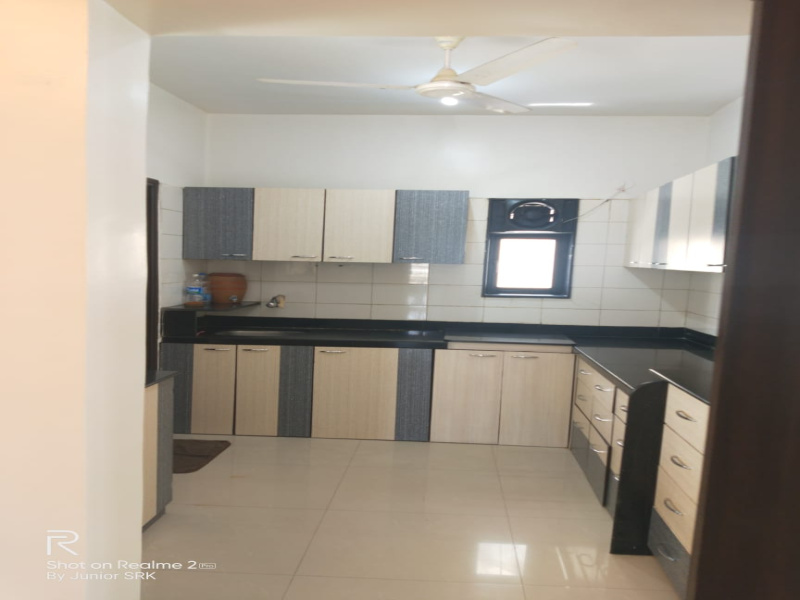 4.5 BHK Apartment 2800 Sq.ft. for Rent in Ashok Nagar,Pune