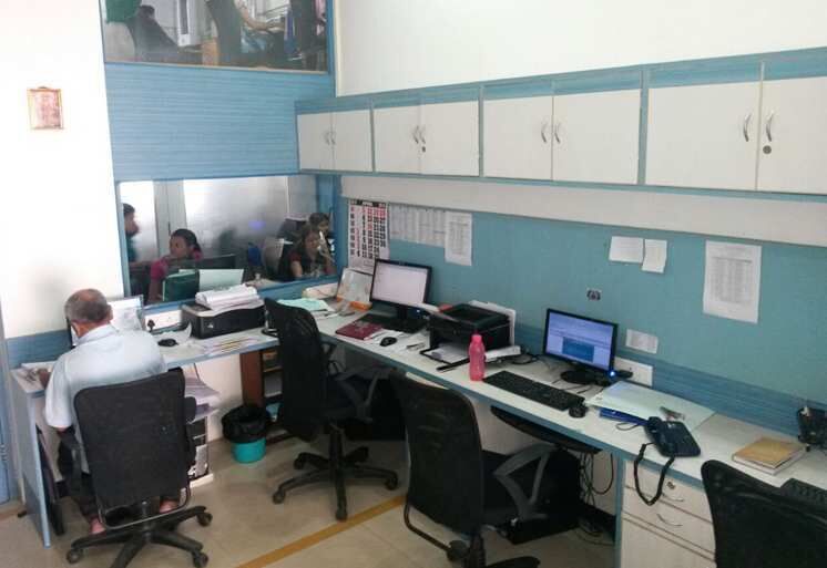  Office Space 350 Sq.ft. for Sale in Link Road, Malad West, Mumbai