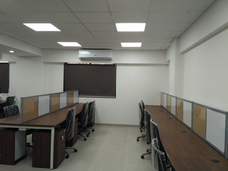 Office Space 2485 Sq.ft. for Rent in