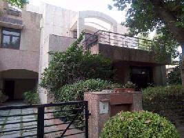 7 BHK House for Rent in Sector 45 Gurgaon