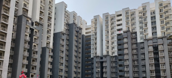 2 BHK Flat for Sale in Wave City, Ghaziabad
