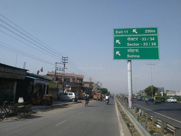  2626 Sq. Yards Commercial Land for Sale in Honda Chowk, Sector 33, Gurgaon