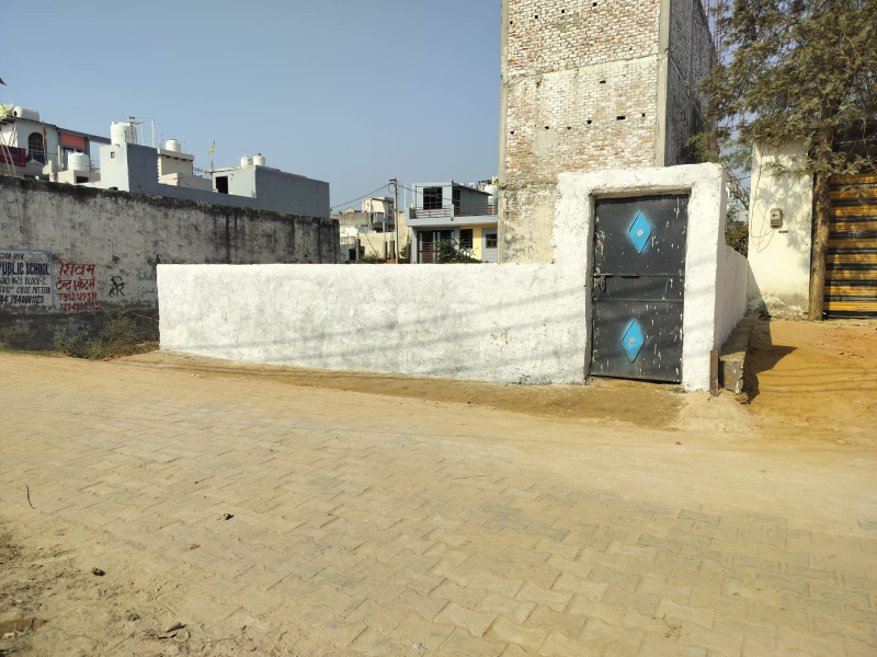  1000 Sq.ft. Residential Plot for Sale in Maruti Kunj, Gurgaon
