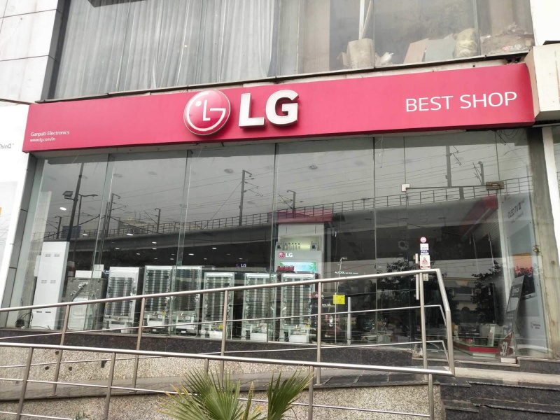  2914 Sq.ft. Showroom for Sale in Sector 38 Gurgaon