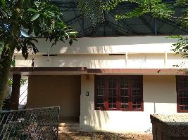 2 BHK Villa for Rent in Aluva, Kochi