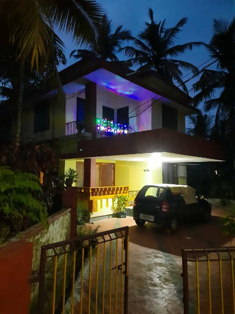 4 BHK 1500 Sq.ft. House & Villa for Sale in Ottethenge, Alavil Kannur