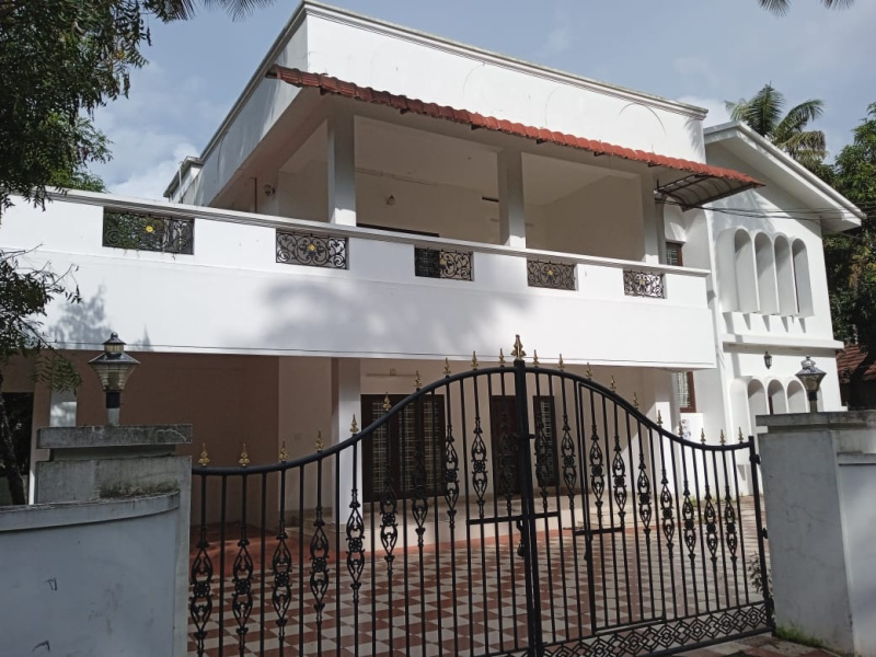 5 BHK House 4000 Sq.ft. for Rent in Kalathipady, Kottayam