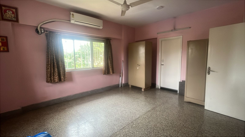 2 BHK Apartment 1275 Sq.ft. for Rent in Prince Anwar Shah Rd., Kolkata