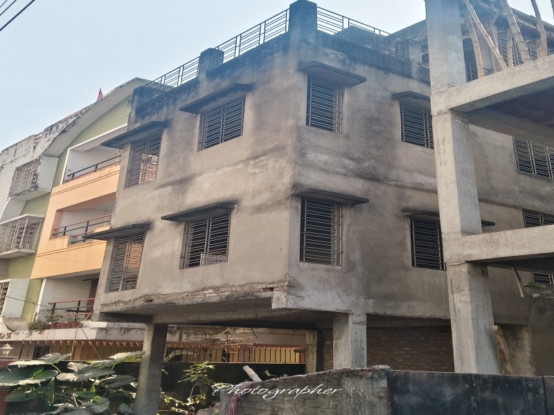 6 BHK 2000 Sq.ft. House for Sale in Garia, Kolkata