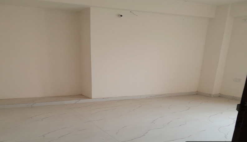 3 BHK 1700 Sq.ft. Apartment for Sale in Gola Road, Patna