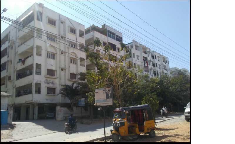 3 BHK Apartment 1300 Sq.ft. for Rent in Lakeview Colony, Pragathi Nagar, Hyderabad
