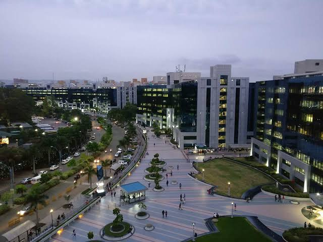  Hotels 10000 Sq.ft. for Rent in Magarpatta, Pune