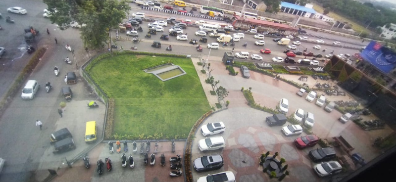  Showroom 6300 Sq.ft. for Rent in Kharadi, Pune