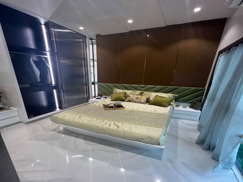 5 BHK 2500 Sq.ft. Apartment for Sale in Mumbai