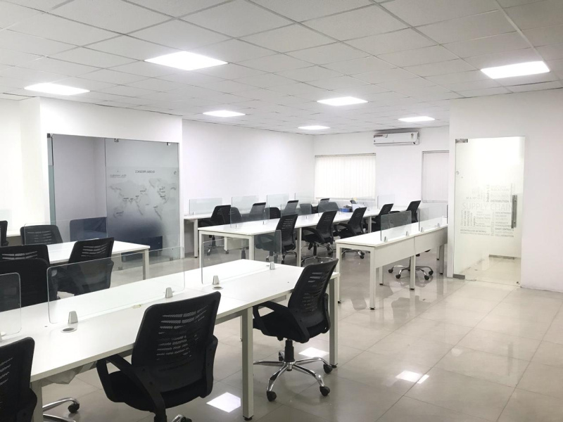  Office Space 2200 Sq.ft. for Rent in Banjara Hills, Hyderabad