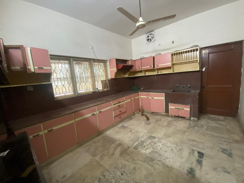  Guest House 3800 Sq.ft. for Rent in Banjara Hills, Hyderabad