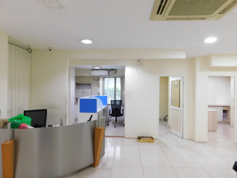  Office Space 2500 Sq.ft. for Rent in Banjara Hills, Hyderabad