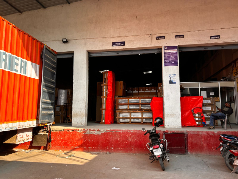  Warehouse 14000 Sq.ft. for Rent in Marchi, Patna
