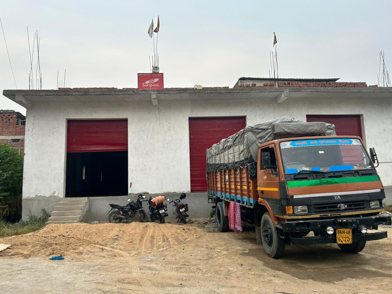  Warehouse 7000 Sq.ft. for Rent in Sampatchak, Patna
