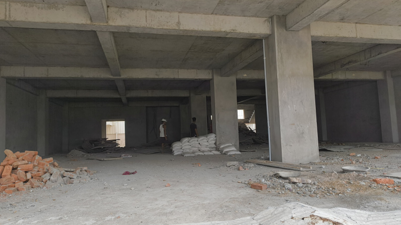  Showroom 6500 Sq.ft. for Rent in Raxaul Bazar, Champaran