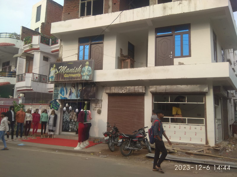 Commercial Shop 210 Sq.ft. for Rent in Kakadev, Kanpur
