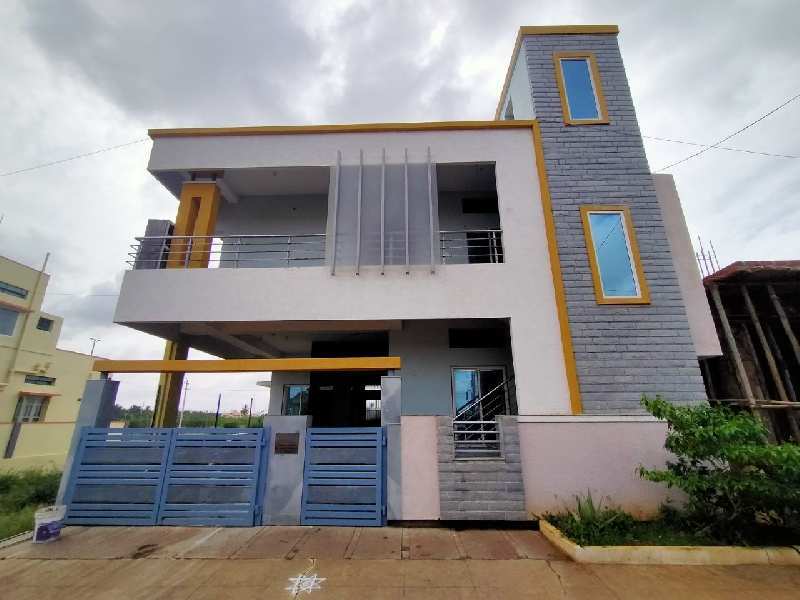 4 BHK 1650 Sq.ft. House & Villa for Sale in Avaragere, Davanagere ...