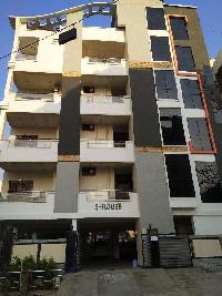 2 BHK Flat for Rent in Gandhinagar, Hyderabad, 