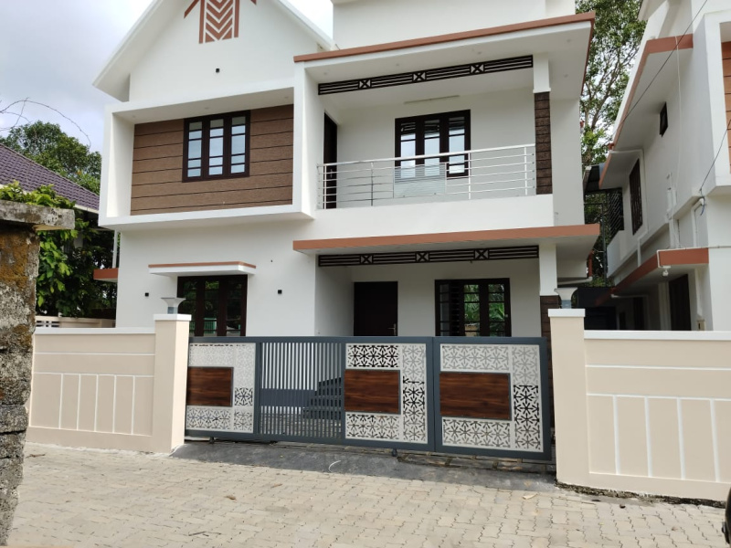 3 BHK 1700 Sq.ft. House for Sale in Kakkanad, Ernakulam