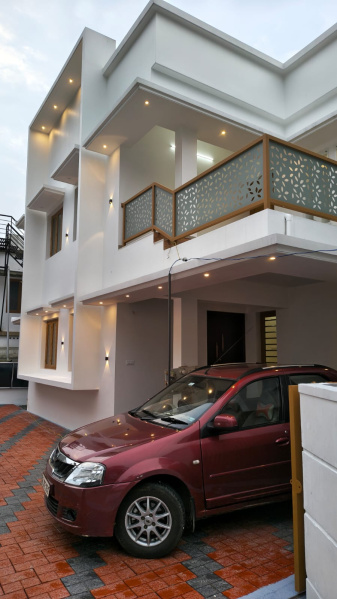 4 BHK 2250 Sq.ft. House for Sale in Puthenkurish, Ernakulam