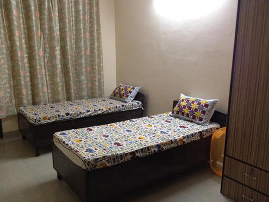  Studio Apartment 120 Sq.ft. for PG in Block C Laxmi Nagar, Delhi