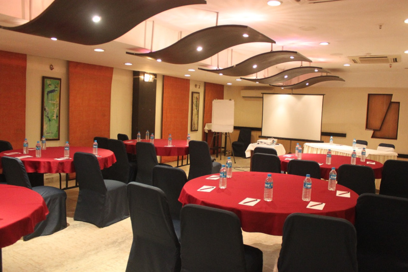  Hotels 74000 Sq.ft. for Sale in New Market Area, Kolkata