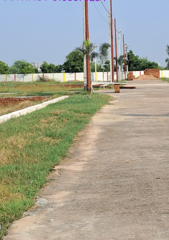  Residential Plot 945 Sq.ft. for Sale in Naramau, Kanpur