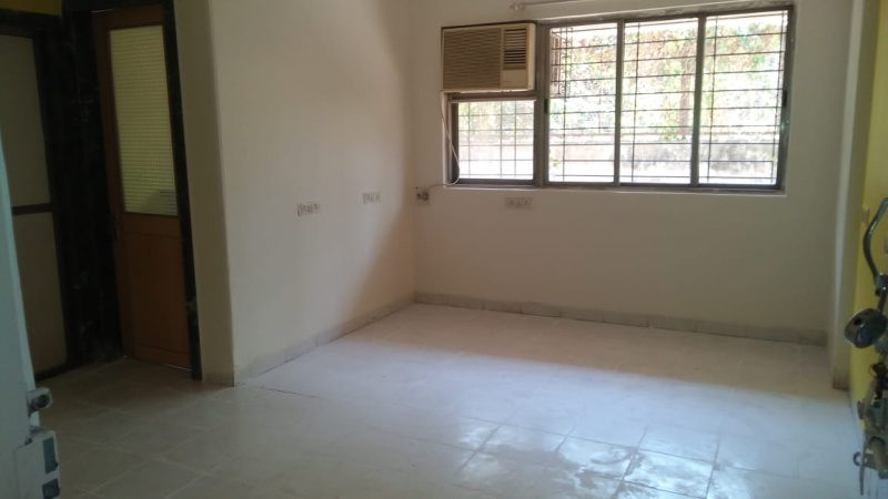  Commercial Shop 300 Sq.ft. for Rent in JB Nagar, Andheri East, Mumbai