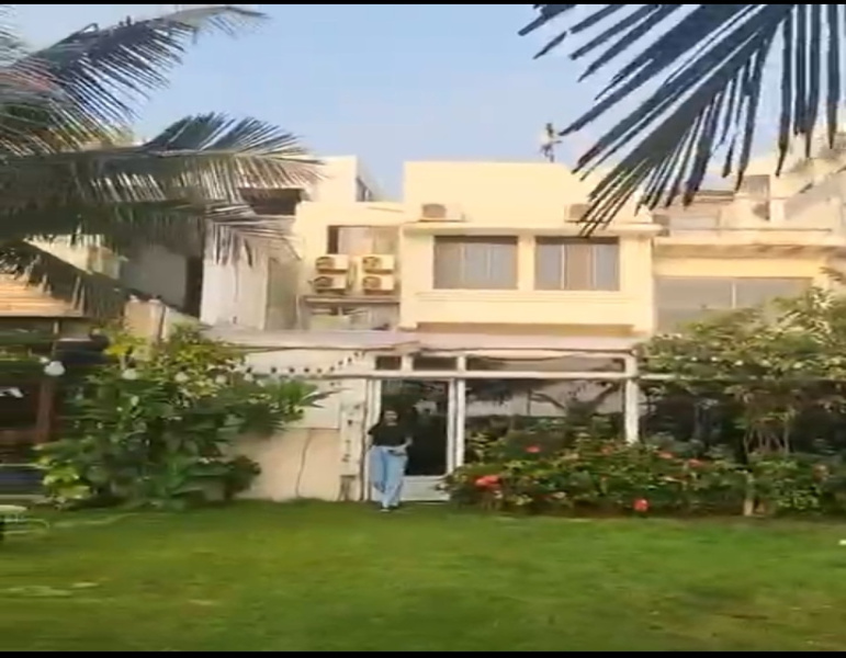 5 BHK 4600 Sq.ft. Villa for Sale in Bandra West, Mumbai