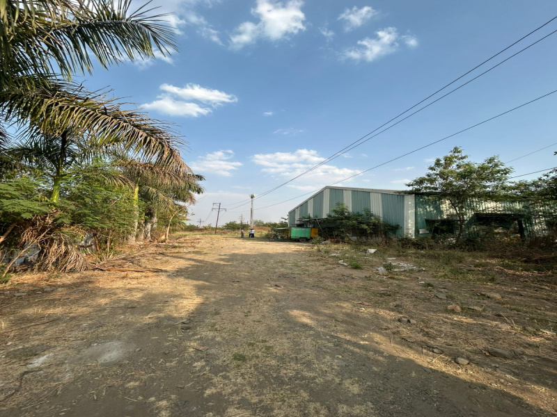  43050 Sq.ft. Commercial Land for Sale in Uppalwadi, Nagpur