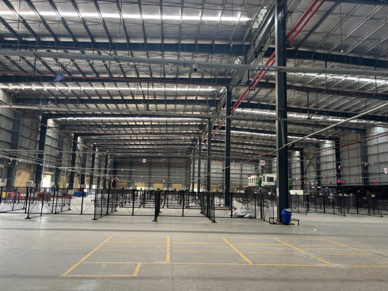  105518 Sq.ft. Warehouse for Rent in Eluru Road, Vijayawada