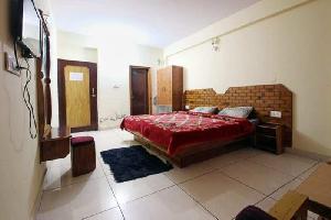  Hotels for Rent in Mall Road Manali, 