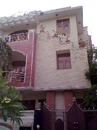 5 BHK House & Villa for Sale in Sector 19 Noida