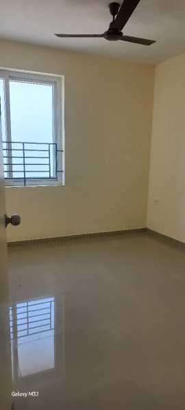 3 BHK Apartment 1000 Sq.ft. for Sale in Kelambakkam, Chennai