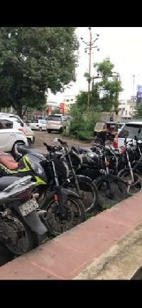  Commercial Shop for Rent in Adajan, Surat