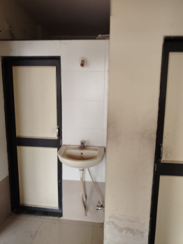 2 BHK Flat for Rent in Mulund West, Mumbai