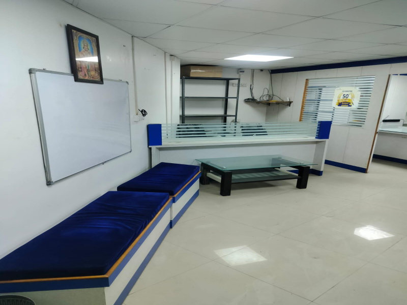  649 Sq.ft. Office Space for Rent in Main Road, Ranchi