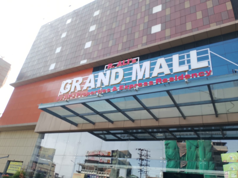  520 Sq.ft. Commercial Shop for Sale in Main Road, Ranchi