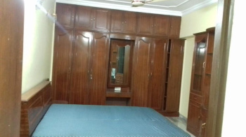 4 BHK Flat for Sale in Prince Anwar Shah Rd., Kolkata